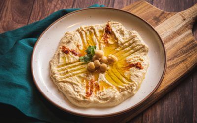 Hummus – wszystko o słynnej paście z ciecierzycy