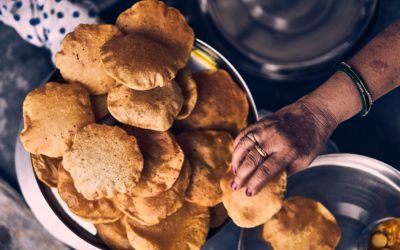 Pita, puri, piada, chlebki naan – co je różni?